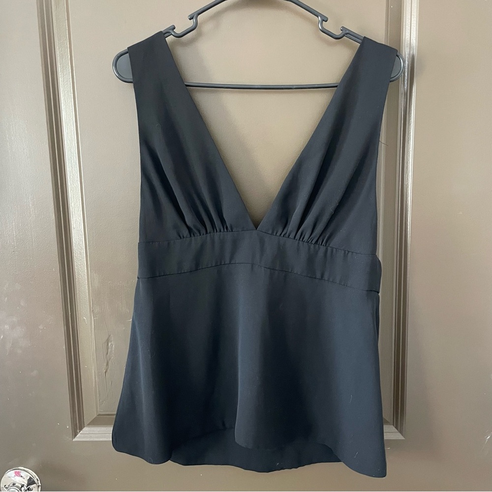 Forever 21 Black Deep V-Neck Tank Top Flowy Bow Size Large